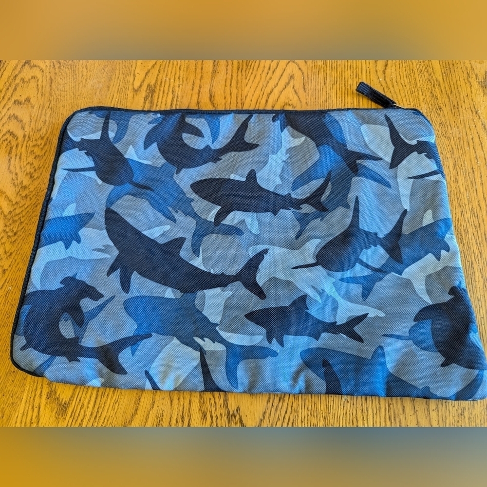 🍁Pottery Barn kids shark wet bag new without tag large size